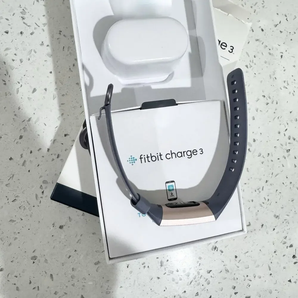 Fitbit Charge 3 Advanced Fitness Blue Rose Gold KD With Replacement Wristband